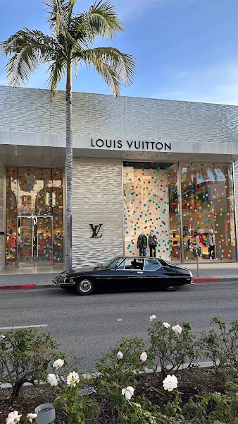 LOUIS VUITTON Beverly Hills Rodeo Drive Men's Store
